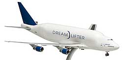 Flugzeugmodelle: Boeing - House Color - Boeing 747LCF Dreamlifter - 1:200 - PremiumModell