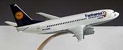 Flugzeugmodelle: Lufthansa - Fanhansa - Boeing 737-300 - 1:180