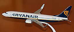 Flugzeugmodelle: Ryanair - Boeing 737-800 - 1:200