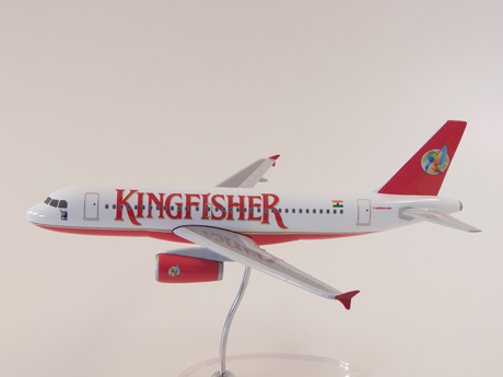 Flugzeugmodell: Kingfisher Airbus A319 1:100 