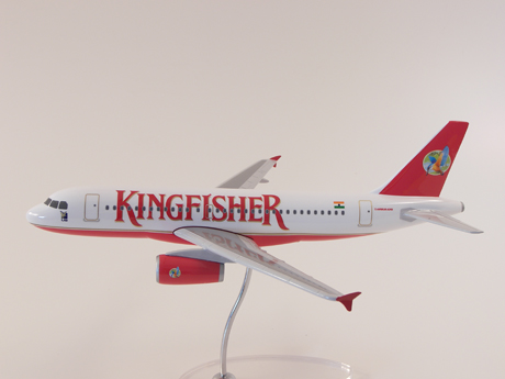 Flugzeugmodell: Kingfisher Airbus A319 1:100