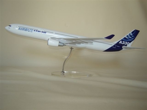 Flugzeugmodell: Airbus Colors Airbus A330-300 1:100