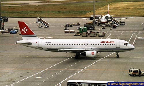 Flugzeugmodell: Air Malta Airbus A320 1:100 