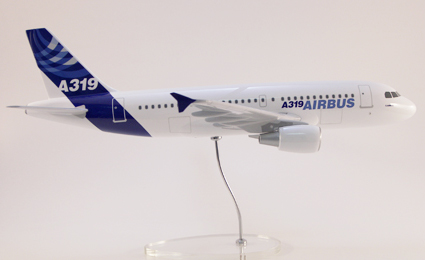 Flugzeugmodell: Airbus House Color Airbus A319 1:100 