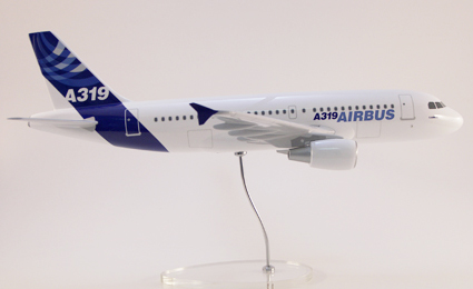 Flugzeugmodell: Airbus House Color Airbus A319 1:100