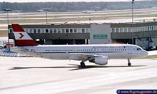 Flugzeugmodell: Austrian Airlines Airbus A321 1:100 