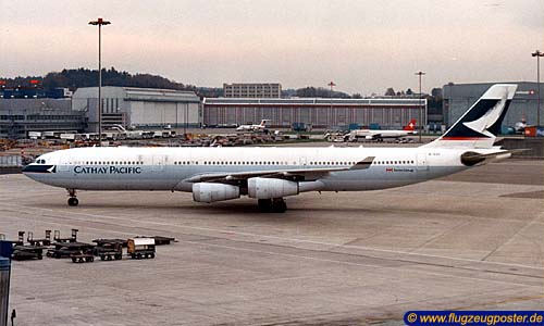Flugzeugmodell: Cathay Pacific Airbus A340-300 1:100 