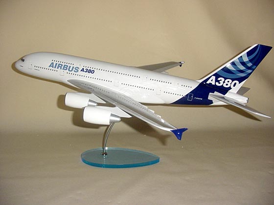 Flugzeugmodell: Airbus Airbus A380-800 1:100 neue Lackierung