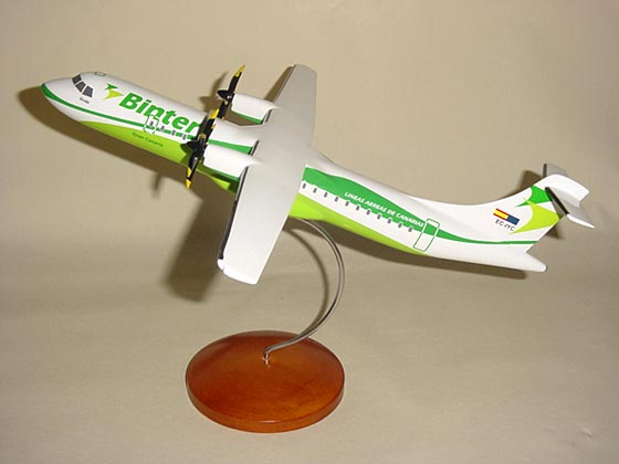 Flugzeugmodell: Binter ATR 72 1:72 