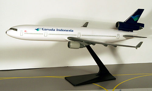 Garuda Indonesia - MD11 - 1:200