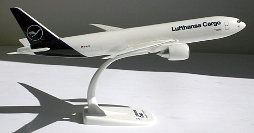 Lufthansa Cargo - Boeing 777F - 1:200