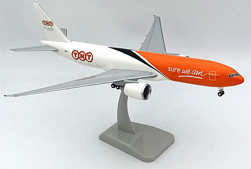 TNT Express - Boeing 777F - 1:200 - PremiumModell