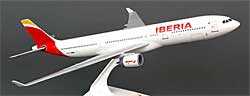 Flugzeugmodelle: Iberia - Airbus A330-300 - 1:200 - PremiumModell