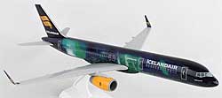 Icelandair - Hekla Aurora - Boeing 757-200 - 1:150