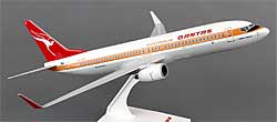 Qantas - Retro - Boeing 737-800 - 1:130 - PremiumModell