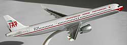 Flugzeugmodelle: TAP Portugal - Retro 75th anniversary - Airbus A321neo - 1:200